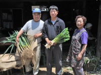 加茂川洋之さんとご両親